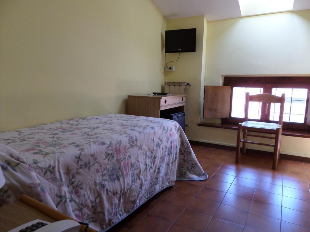 Hotel Delizia Genovese Монтекатини Терме Стая снимка
